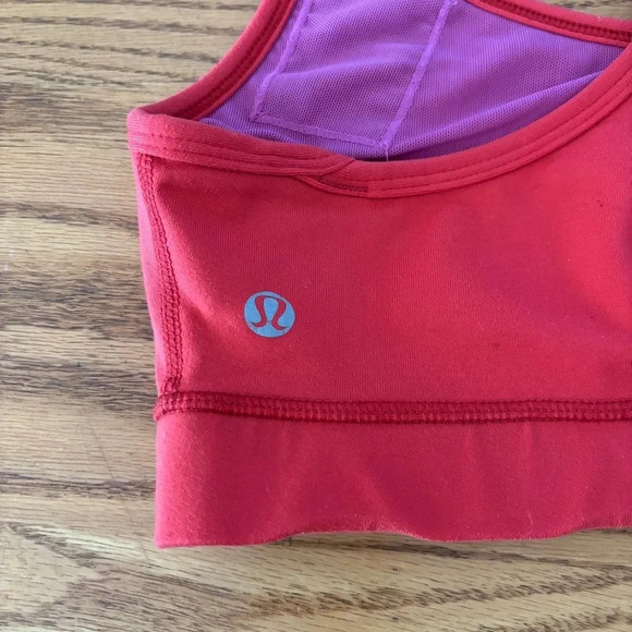 lululemon Flow Y Nulu Bra Mesh Inside Key Pocket - Picture 6 of 7